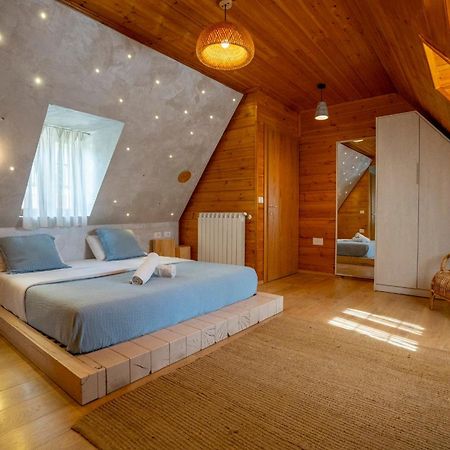 Hotel Restaurant Alpet Тети Экстерьер фото