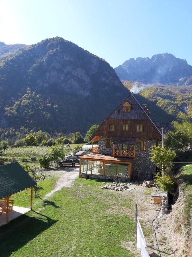Hotel Restaurant Alpet Тети Экстерьер фото